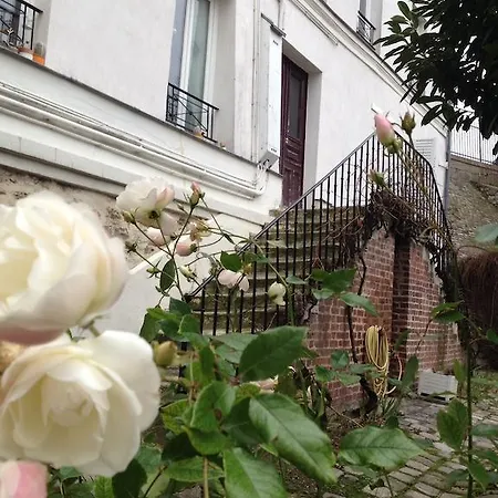 Apartment A Garden In Montmartre *
